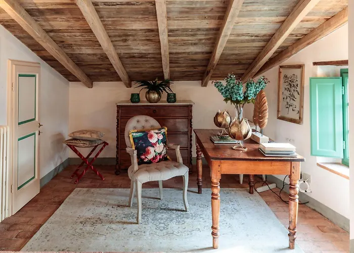 ヴィラ Gufo ルッカ